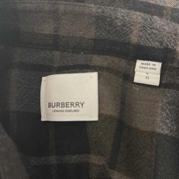 Burberry button down - Picture 3 of 5